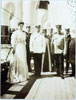 Александра Фёдоровна Николай II и офицеры-?, на борту Штандарта.